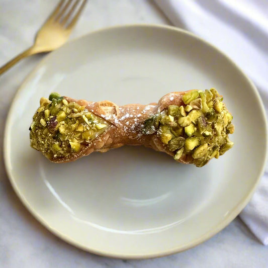 Pistachio Cannoli